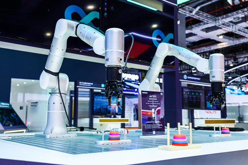 非夕科技在进博会的“隐形亮相”：以仿人化能力链接工业、医疗与消费的未来